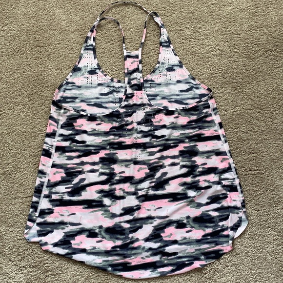 Lululemon pink camo tank - Picture 3 of 4